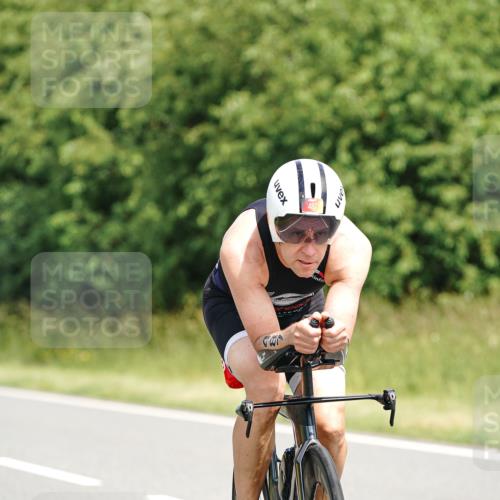 21.06.2026 - Viking Triathlon Michael Burmester http://msf.ph/oto/9870769 21.06.2026 12:36:07 Radfahren 22, 22, 37, 106, 354, 363, 427, 449, 458, 539, 637, 667 meine-sportfotos.de