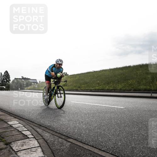 21.06.2026 - 29. Vierlanden-Triathlon H.Heesch http://msf.ph/oto/9870822 21.06.2026 09:18:10 Radfahren 31, 211, 284 meine-sportfotos.de