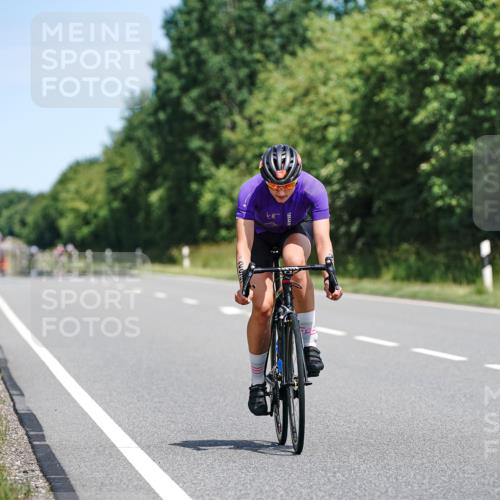 21.06.2026 - Viking Triathlon Michael Burmester http://msf.ph/oto/9870831 21.06.2026 12:36:44 Radfahren 70, 193, 295, 295, 479, 479 meine-sportfotos.de