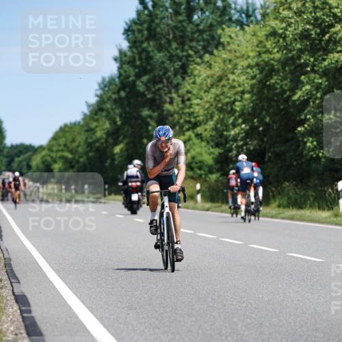 21.06.2026 - Viking Triathlon Michael Burmester http://msf.ph/oto/9870849 21.06.2026 12:37:02 Radfahren 60, 295, 479, 519 meine-sportfotos.de