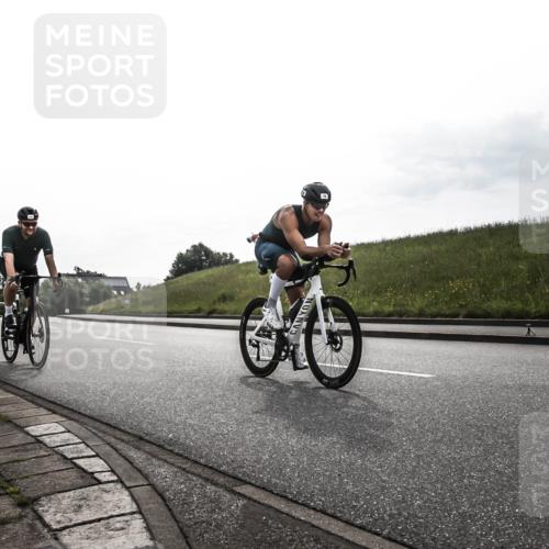 21.06.2026 - 29. Vierlanden-Triathlon H.Heesch http://msf.ph/oto/9870852 21.06.2026 09:18:43 Radfahren 63, 76, 196, 197, 293 meine-sportfotos.de