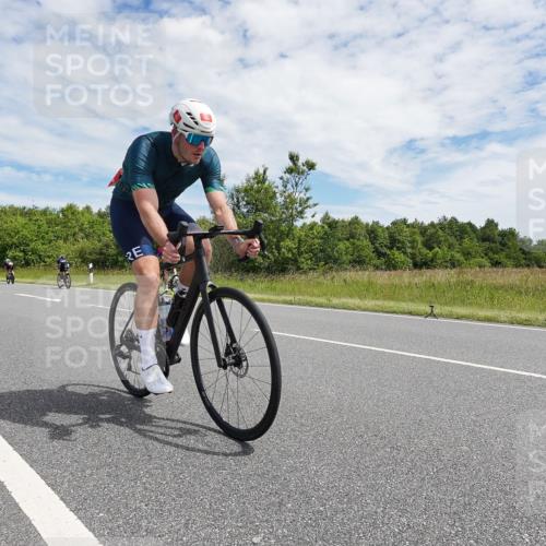 21.06.2026 - Viking Triathlon Michael Burmester http://msf.ph/oto/9870861 21.06.2026 12:14:02 Radfahren 61, 93, 254, 449, 515, 629, 641, 653 meine-sportfotos.de