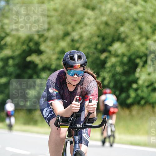 21.06.2026 - Viking Triathlon Michael Burmester http://msf.ph/oto/9870905 21.06.2026 12:37:29 Radfahren 77, 141, 229, 244, 298, 300, 409, 448, 471, 519 meine-sportfotos.de