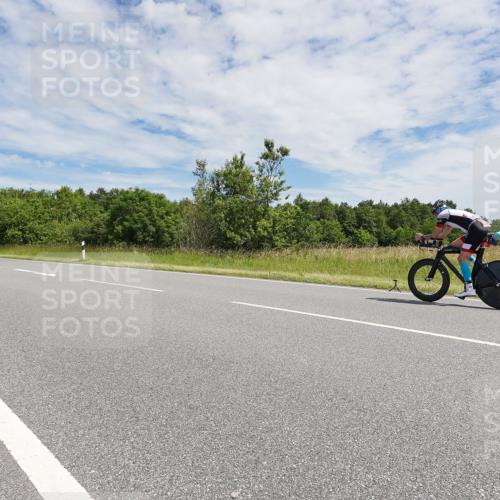 21.06.2026 - Viking Triathlon Michael Burmester http://msf.ph/oto/9870910 21.06.2026 12:14:40 Radfahren 2, 19, 167, 417, 528, 616, 667 meine-sportfotos.de