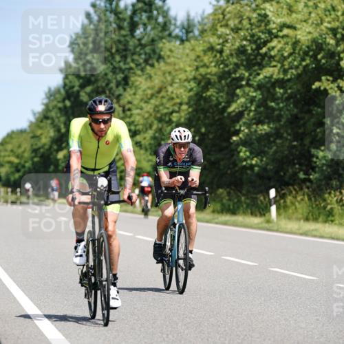 21.06.2026 - Viking Triathlon Michael Burmester http://msf.ph/oto/9870925 21.06.2026 12:37:36 Radfahren 138, 229, 244, 244, 298, 300, 409, 448, 471, 519, 520 meine-sportfotos.de