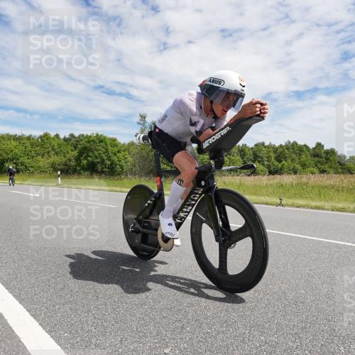 21.06.2026 - Viking Triathlon Michael Burmester http://msf.ph/oto/9870929 21.06.2026 12:14:51 Radfahren 2, 19, 160, 182, 342, 417, 492, 493, 667 meine-sportfotos.de