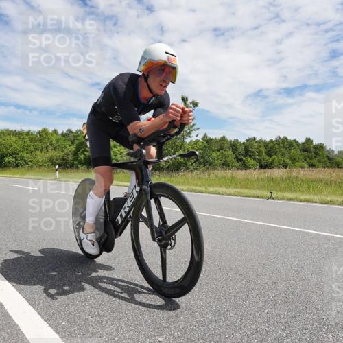 21.06.2026 - Viking Triathlon Michael Burmester http://msf.ph/oto/9870934 21.06.2026 12:14:52 Radfahren 2, 19, 160, 182, 342, 417, 492, 493, 667 meine-sportfotos.de