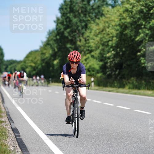 21.06.2026 - Viking Triathlon Michael Burmester http://msf.ph/oto/9870945 21.06.2026 12:37:49 Radfahren 138, 185, 229, 244, 298, 378, 413, 506, 520, 550, 557 meine-sportfotos.de