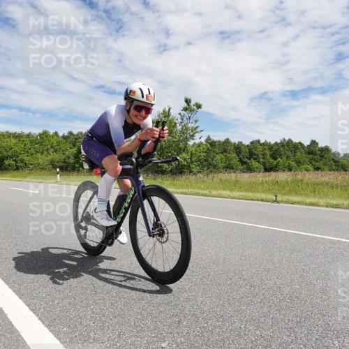 21.06.2026 - Viking Triathlon Michael Burmester http://msf.ph/oto/9870966 21.06.2026 12:15:12 Radfahren 69, 85, 88, 152, 274, 297, 297, 342, 351, 403, 493, 497, 614 meine-sportfotos.de