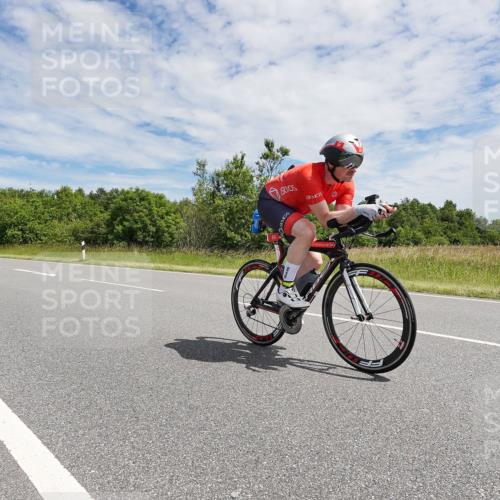 21.06.2026 - Viking Triathlon Michael Burmester http://msf.ph/oto/9870970 21.06.2026 12:15:18 Radfahren 59, 69, 85, 88, 152, 274, 297, 351, 403, 430, 497, 614, 614 meine-sportfotos.de