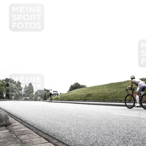 21.06.2026 - 29. Vierlanden-Triathlon H.Heesch http://msf.ph/oto/9870983 21.06.2026 10:33:18 Radfahren  meine-sportfotos.de