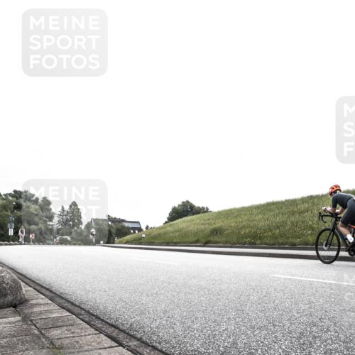 21.06.2026 - 29. Vierlanden-Triathlon H.Heesch http://msf.ph/oto/9871005 21.06.2026 10:33:42 Radfahren 224, 541 meine-sportfotos.de