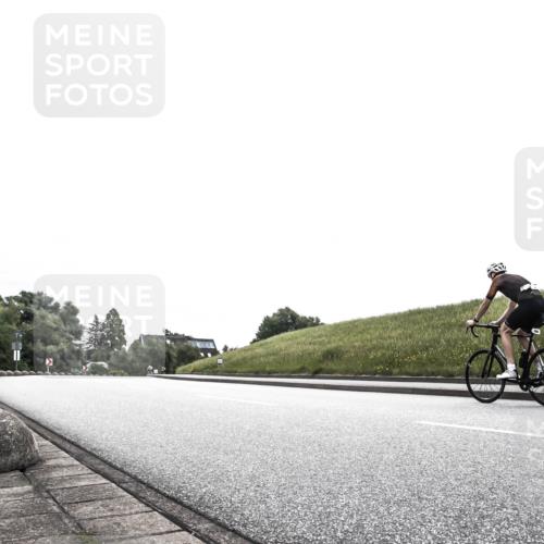 21.06.2026 - 29. Vierlanden-Triathlon H.Heesch http://msf.ph/oto/9871070 21.06.2026 10:34:24 Radfahren 103 meine-sportfotos.de