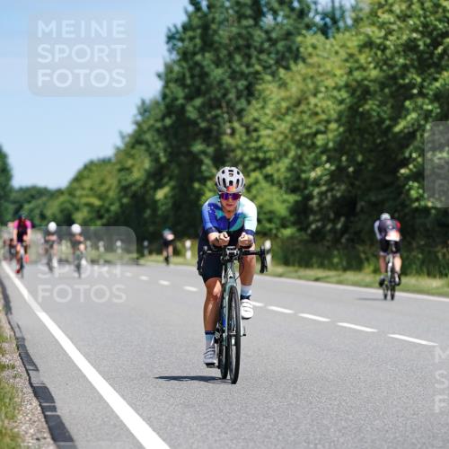 21.06.2026 - Viking Triathlon Michael Burmester http://msf.ph/oto/9871095 21.06.2026 12:38:17 Radfahren 123, 203, 203, 221, 415, 416, 461, 461, 551 meine-sportfotos.de