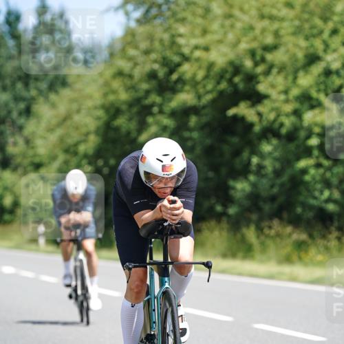 21.06.2026 - Viking Triathlon Michael Burmester http://msf.ph/oto/9871119 21.06.2026 12:38:25 Radfahren 123, 123, 203, 221, 415, 416, 461, 551, 651 meine-sportfotos.de