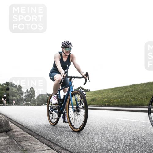 21.06.2026 - 29. Vierlanden-Triathlon H.Heesch http://msf.ph/oto/9871125 21.06.2026 10:34:38 Radfahren 92, 178, 350, 363, 414, 554, 560 meine-sportfotos.de