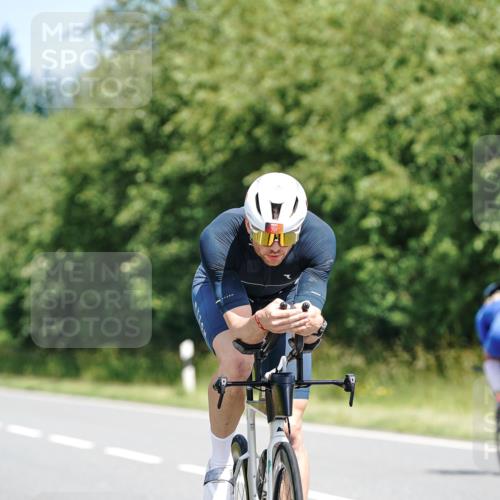 21.06.2026 - Viking Triathlon Michael Burmester http://msf.ph/oto/9871136 21.06.2026 12:38:26 Radfahren 123, 123, 203, 221, 415, 416, 461, 551, 651 meine-sportfotos.de