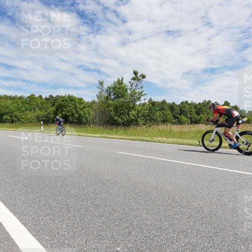 21.06.2026 - Viking Triathlon Michael Burmester http://msf.ph/oto/9871144 21.06.2026 12:16:51 Radfahren 47, 229, 242, 278, 300, 311, 311, 453, 466, 479, 524, 536, 537 meine-sportfotos.de