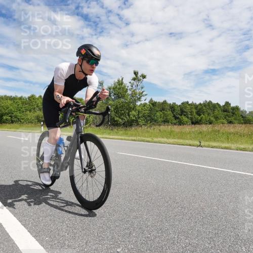 21.06.2026 - Viking Triathlon Michael Burmester http://msf.ph/oto/9871205 21.06.2026 12:17:16 Radfahren 81, 81, 415, 415, 424, 618 meine-sportfotos.de