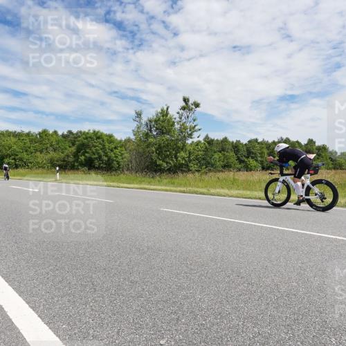 21.06.2026 - Viking Triathlon Michael Burmester http://msf.ph/oto/9871218 21.06.2026 12:17:27 Radfahren 81, 328, 332, 415, 504, 543, 618 meine-sportfotos.de
