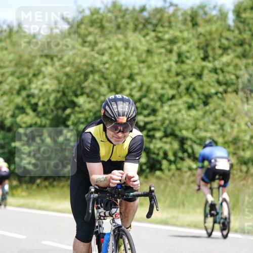 21.06.2026 - Viking Triathlon Michael Burmester http://msf.ph/oto/9871239 21.06.2026 12:39:29 Radfahren 76, 76, 80, 233, 328, 483, 502, 516, 609 meine-sportfotos.de