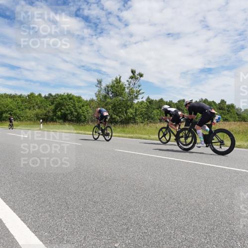 21.06.2026 - Viking Triathlon Michael Burmester http://msf.ph/oto/9871244 21.06.2026 12:17:33 Radfahren 328, 332, 415, 504, 543, 618 meine-sportfotos.de