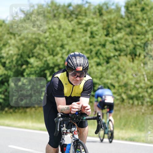 21.06.2026 - Viking Triathlon Michael Burmester http://msf.ph/oto/9871245 21.06.2026 12:39:29 Radfahren 76, 76, 80, 233, 328, 483, 502, 516, 609 meine-sportfotos.de