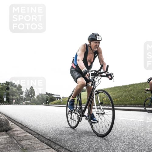 21.06.2026 - 29. Vierlanden-Triathlon H.Heesch http://msf.ph/oto/9871252 21.06.2026 10:35:19 Radfahren 220, 257, 611 meine-sportfotos.de