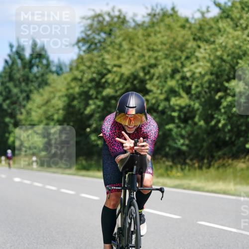 21.06.2026 - Viking Triathlon Michael Burmester http://msf.ph/oto/9871277 21.06.2026 12:39:48 Radfahren 80, 174, 231, 242, 328, 512, 524, 543 meine-sportfotos.de
