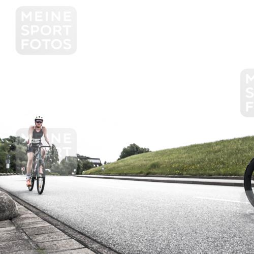 21.06.2026 - 29. Vierlanden-Triathlon H.Heesch http://msf.ph/oto/9871302 21.06.2026 10:35:33 Radfahren 43, 108, 109, 291, 313, 347, 490 meine-sportfotos.de