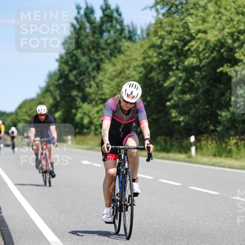 21.06.2026 - Viking Triathlon Michael Burmester http://msf.ph/oto/9871322 21.06.2026 12:39:54 Radfahren 47, 174, 231, 242, 272, 325, 328, 512, 524, 543 meine-sportfotos.de