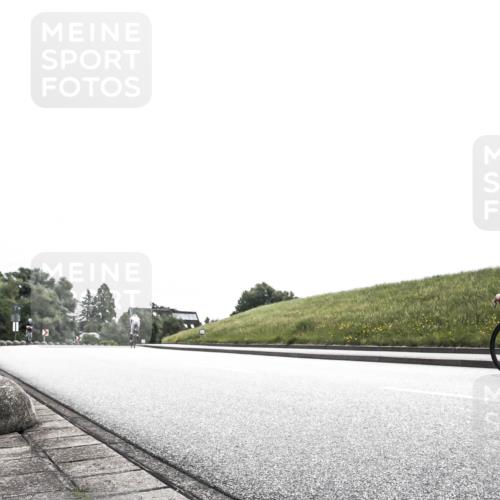 21.06.2026 - 29. Vierlanden-Triathlon H.Heesch http://msf.ph/oto/9871324 21.06.2026 10:35:42 Radfahren 46, 131, 306 meine-sportfotos.de