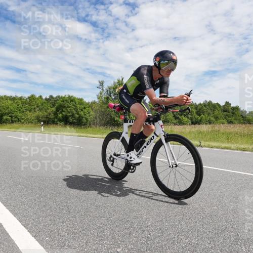 21.06.2026 - Viking Triathlon Michael Burmester http://msf.ph/oto/9871339 21.06.2026 12:18:20 Radfahren 5, 25, 423, 448, 520, 520, 547, 575, 633, 636 meine-sportfotos.de