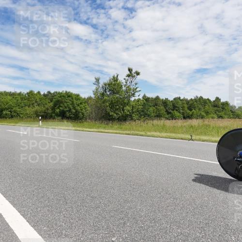 21.06.2026 - Viking Triathlon Michael Burmester http://msf.ph/oto/9871402 21.06.2026 12:18:57 Radfahren 31, 52, 170, 217, 233, 323, 325, 371, 452, 496, 516 meine-sportfotos.de
