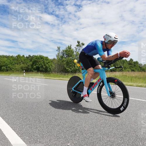 21.06.2026 - Viking Triathlon Michael Burmester http://msf.ph/oto/9871408 21.06.2026 12:18:59 Radfahren 31, 52, 170, 217, 233, 323, 325, 371, 452, 496, 516, 517 meine-sportfotos.de