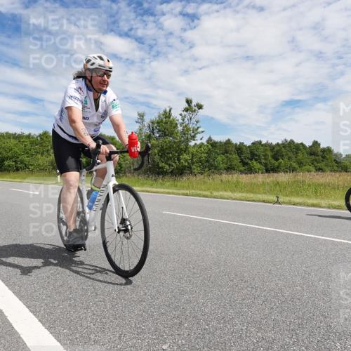 21.06.2026 - Viking Triathlon Michael Burmester http://msf.ph/oto/9871443 21.06.2026 12:19:12 Radfahren 39, 171, 325, 452, 516, 517, 648, 656, 662 meine-sportfotos.de