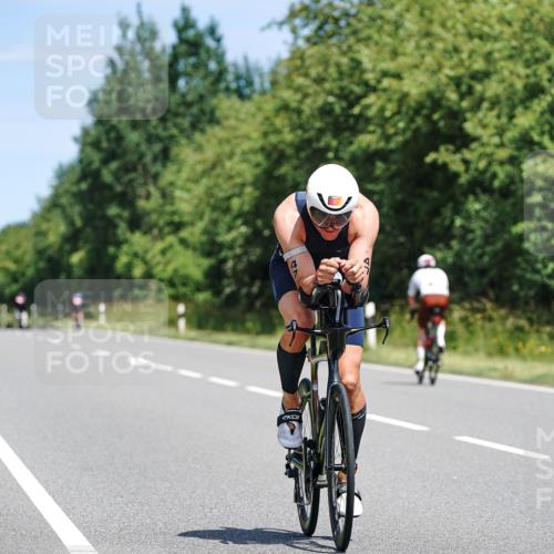 21.06.2026 - Viking Triathlon Michael Burmester http://msf.ph/oto/9871453 21.06.2026 12:40:09 Radfahren 47, 174, 242, 272, 325, 334, 433, 524, 624 meine-sportfotos.de