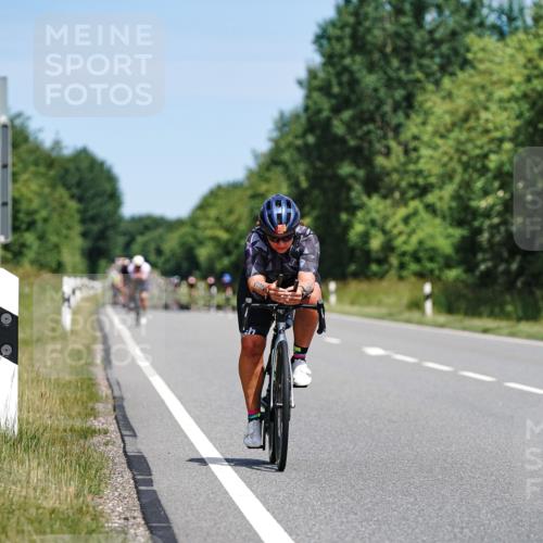 21.06.2026 - Viking Triathlon Michael Burmester http://msf.ph/oto/9871469 21.06.2026 12:40:21 Radfahren 143, 325, 334, 385, 394, 433, 536, 624 meine-sportfotos.de