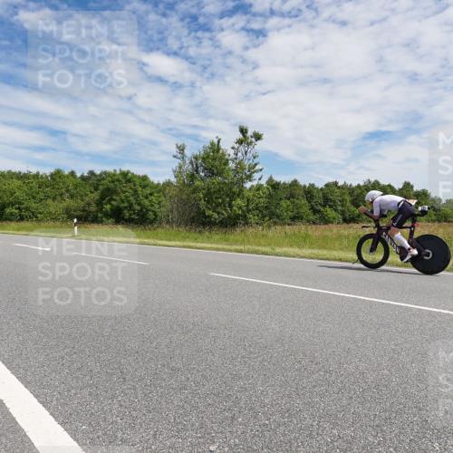 21.06.2026 - Viking Triathlon Michael Burmester http://msf.ph/oto/9871520 21.06.2026 12:20:09 Radfahren 133, 143, 144, 401 meine-sportfotos.de