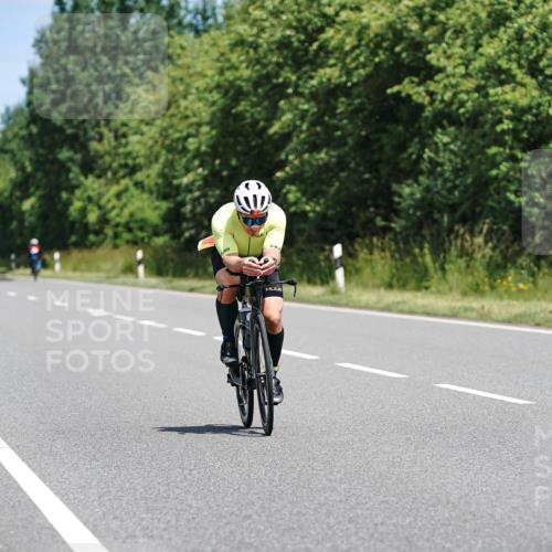21.06.2026 - Viking Triathlon Michael Burmester http://msf.ph/oto/9871537 21.06.2026 12:40:47 Radfahren 40, 200, 213, 285, 332, 345, 404, 466, 515, 568, 604 meine-sportfotos.de