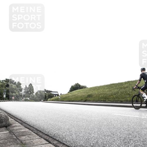 21.06.2026 - 29. Vierlanden-Triathlon H.Heesch http://msf.ph/oto/9871538 21.06.2026 10:37:15 Radfahren 7, 61, 161, 345 meine-sportfotos.de