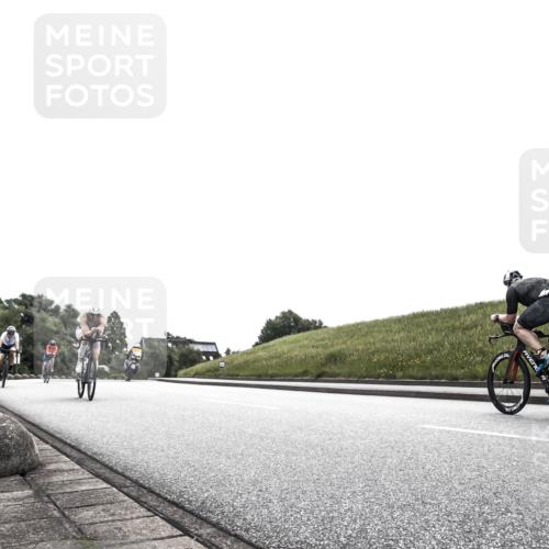 21.06.2026 - 29. Vierlanden-Triathlon H.Heesch http://msf.ph/oto/9871590 21.06.2026 10:37:49 Radfahren 20, 27, 35, 67, 233, 275, 336, 429 meine-sportfotos.de