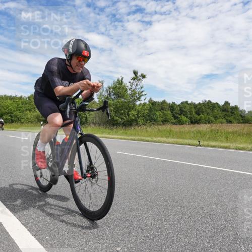 21.06.2026 - Viking Triathlon Michael Burmester http://msf.ph/oto/9871593 21.06.2026 12:20:56 Radfahren 13, 339, 344, 375, 395, 398, 400, 607, 628, 643 meine-sportfotos.de