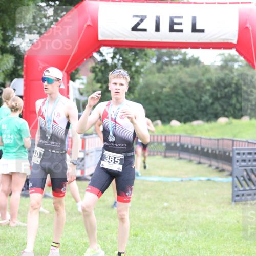 21.06.2026 - 29. Vierlanden-Triathlon Andreas Tolksdorf http://msf.ph/oto/9871650 21.06.2026 10:55:58 Ziel 210, 339, 210, 339 meine-sportfotos.de
