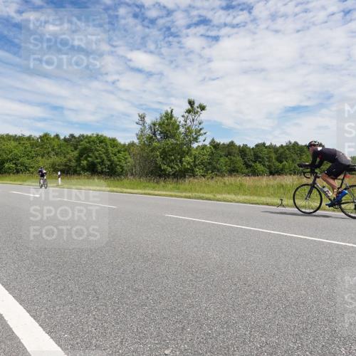 21.06.2026 - Viking Triathlon Michael Burmester http://msf.ph/oto/9871667 21.06.2026 12:21:42 Radfahren 100, 100, 102, 147, 161, 202, 214, 234, 249, 275, 399, 465, 469, 475, 505, 508, 533, 624, 632, 650 meine-sportfotos.de