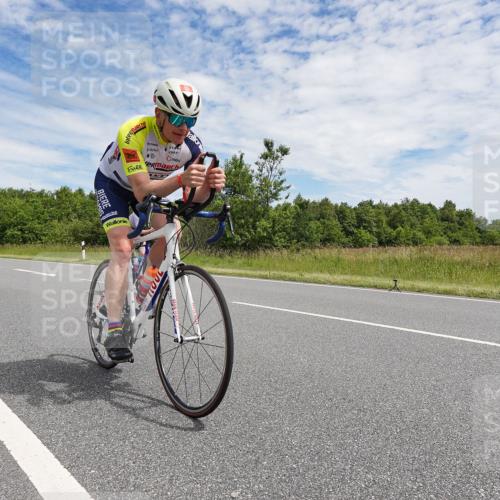 21.06.2026 - Viking Triathlon Michael Burmester http://msf.ph/oto/9871680 21.06.2026 12:21:52 Radfahren 100, 102, 202, 234, 321, 324, 341, 469, 475, 505, 533, 624, 632, 645 meine-sportfotos.de