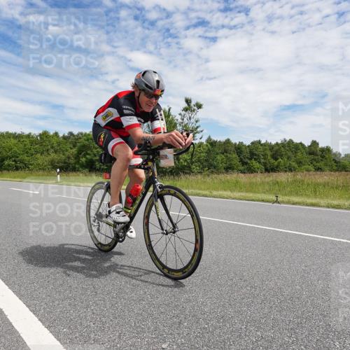 21.06.2026 - Viking Triathlon Michael Burmester http://msf.ph/oto/9871695 21.06.2026 12:21:56 Radfahren 41, 53, 86, 100, 102, 202, 243, 321, 324, 341, 469, 533, 624, 632, 645, 668, 670 meine-sportfotos.de