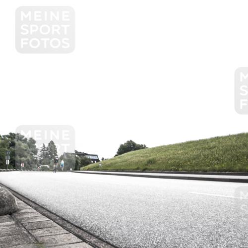 21.06.2026 - 29. Vierlanden-Triathlon H.Heesch http://msf.ph/oto/9871702 21.06.2026 10:38:36 Radfahren 139, 160 meine-sportfotos.de
