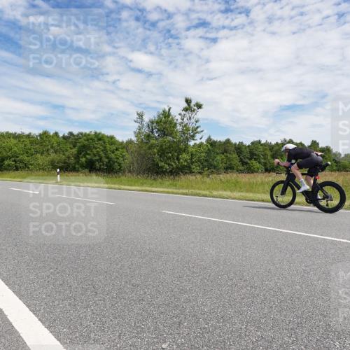21.06.2026 - Viking Triathlon Michael Burmester http://msf.ph/oto/9871716 21.06.2026 12:22:02 Radfahren 41, 53, 83, 86, 100, 202, 205, 219, 238, 239, 243, 321, 324, 341, 429, 456, 467, 469, 533, 632, 645, 668, 670 meine-sportfotos.de