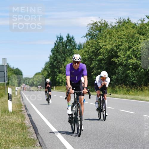 21.06.2026 - Viking Triathlon Michael Burmester http://msf.ph/oto/9871721 21.06.2026 12:41:23 Radfahren 43, 82, 117, 147, 183, 192, 321, 369, 391, 425, 469, 491, 491, 650 meine-sportfotos.de